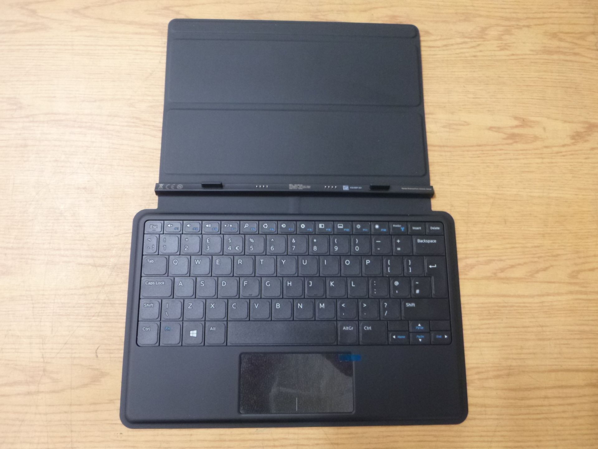 DELL SLIM TABLET KEYBOARD FOR DELL VENUE 11 PRO 5130 / 7130 / 7139 TABLET. BOXED. - Image 2 of 2