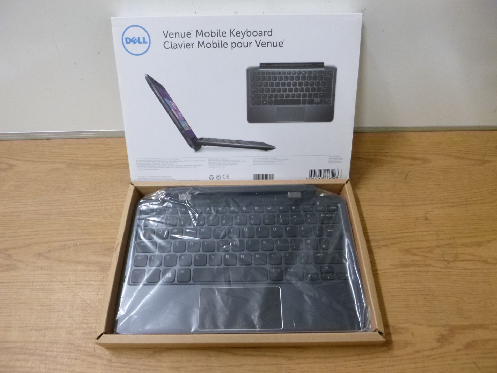 DELL MOBILE KEYBOARD FOR VENUE 11 PRO 5130 / 7130 / 7139 / 7140. BOXED.