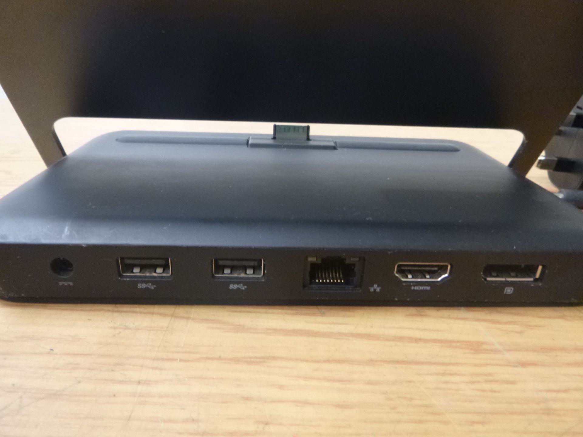 Dell Venue 11 Pro Tablet Docking Station 5130 / 7130 / 7139 / 7140 / 7350. WITH PSU. - Image 2 of 2