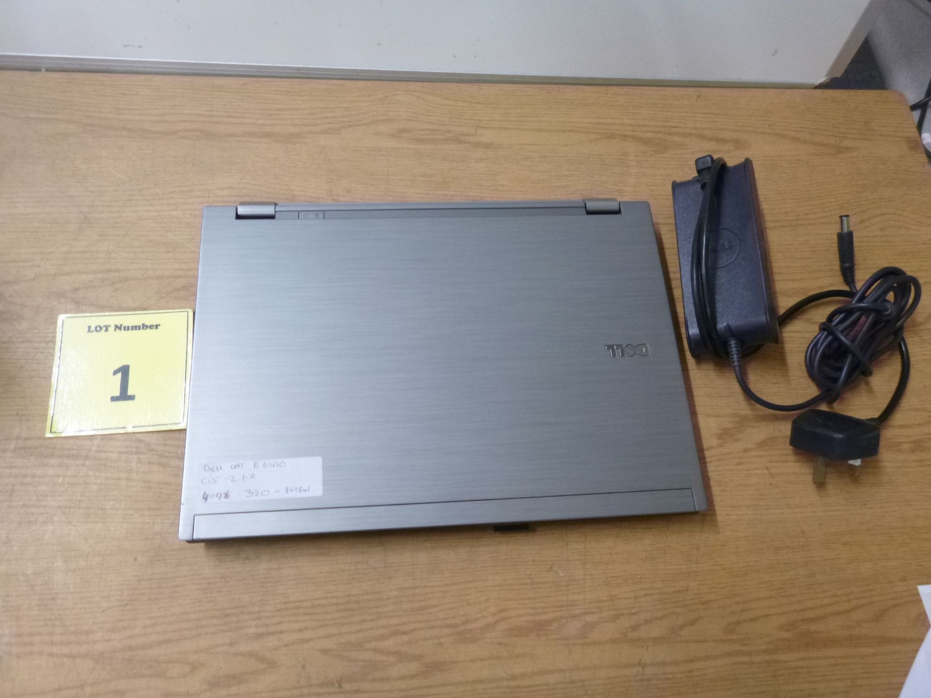 DELL LATITUDE E6410 CORE i5 LAPTOP. 2.67GHZ PROCESSOR (M560), 4GB DDR3 RAM, 320GB HDD, DVDRW. PSU. - Image 2 of 2