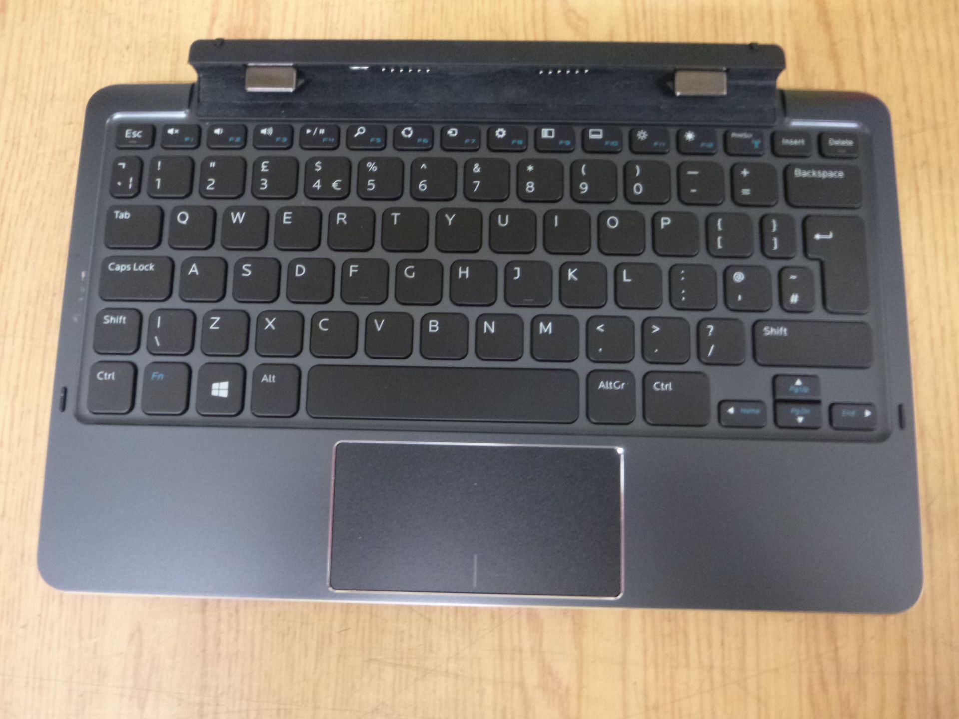 DELL MOBILE KEYBOARD FOR VENUE 11 PRO 5130 / 7130 / 7139 / 7140. BOXED. - Image 2 of 2