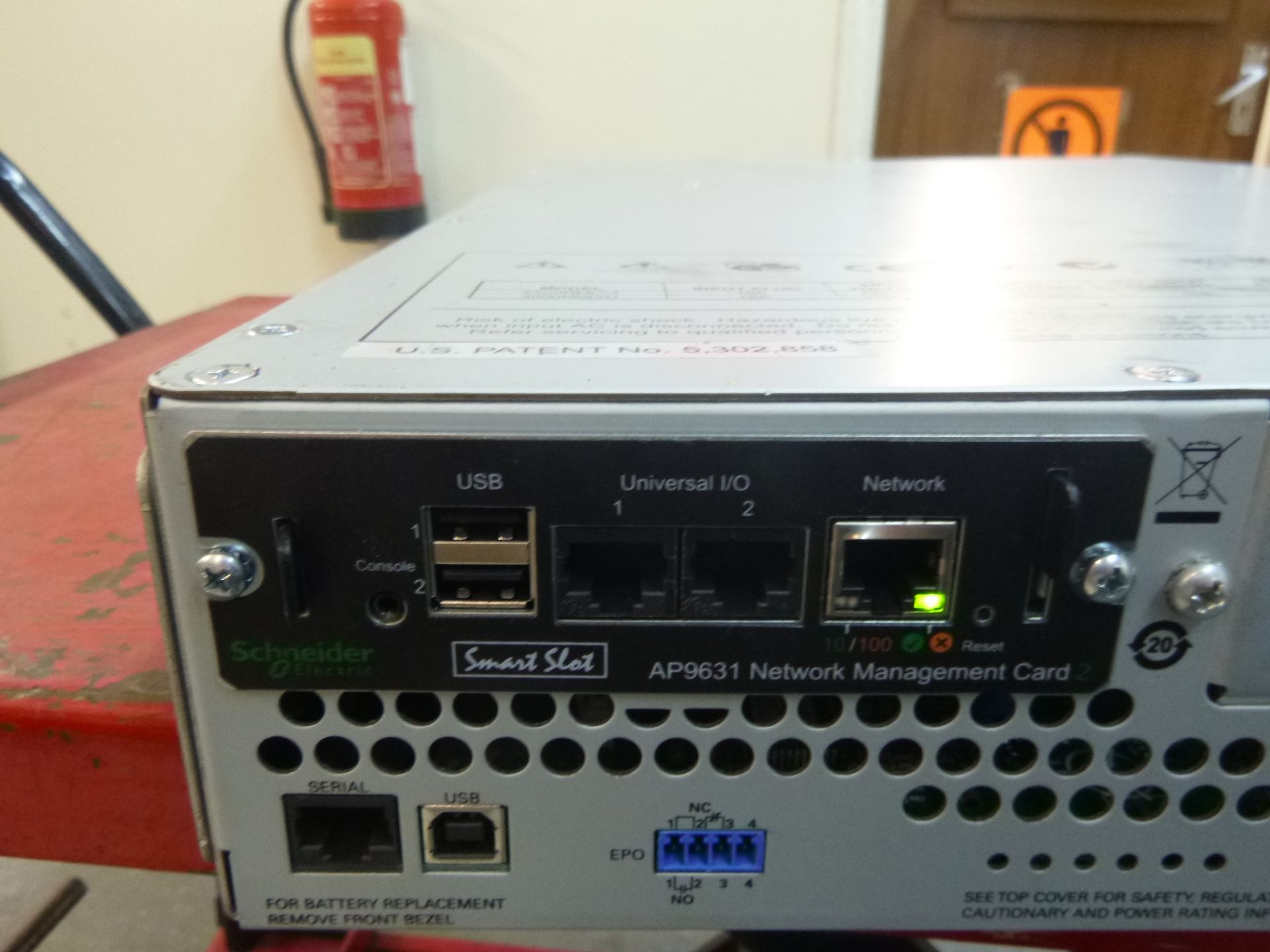 APC RACMOUNT 2U UPS. MODEL SMT3000RMI2U. WITH SMART SLOT AP9631 NETWORK MANAGEMENT CARD - Image 4 of 4