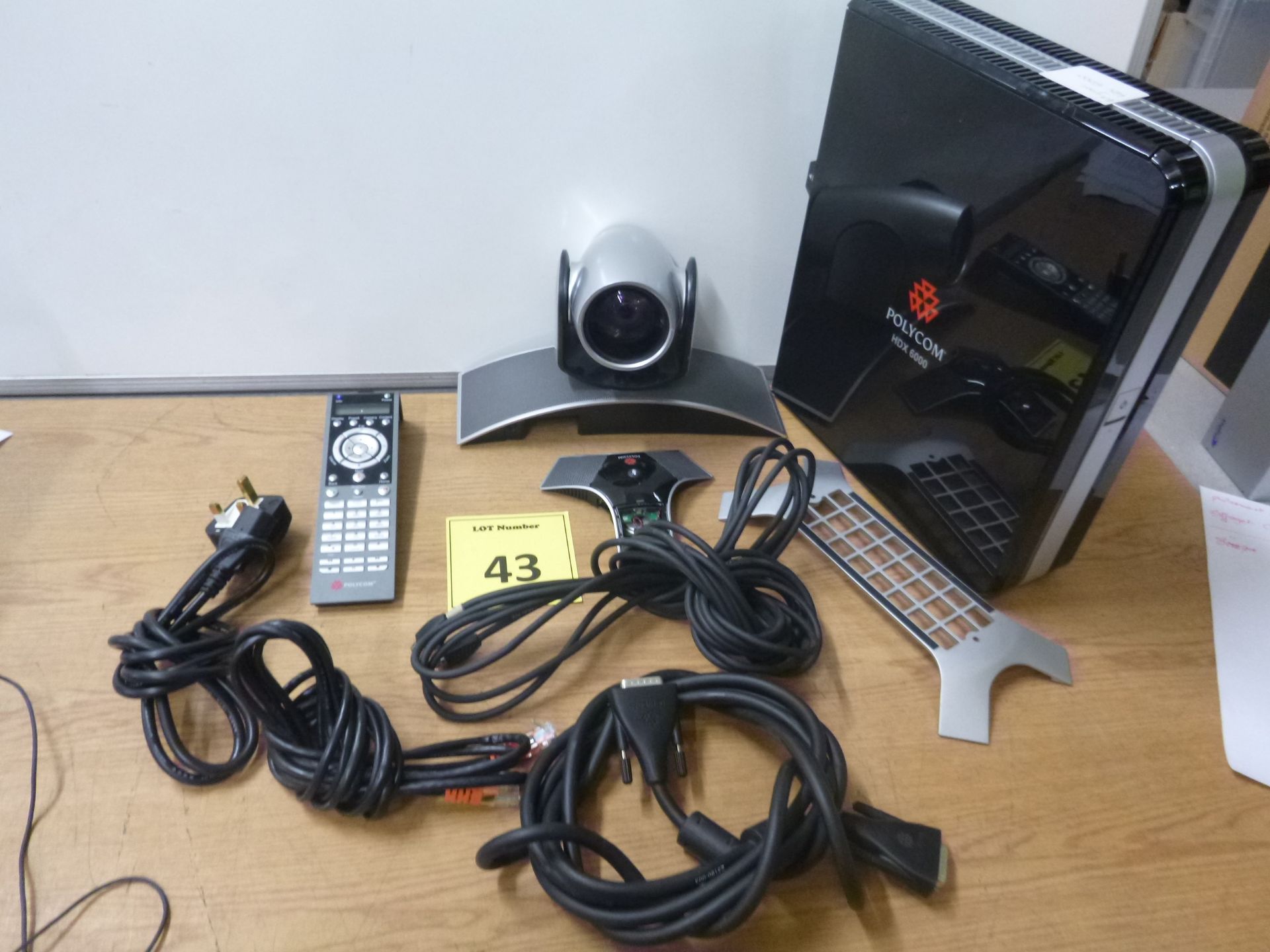 POLYCOM VIDEO CONFERENCING EQUIPMENT. POLYCOM HDX 6000 CODEC WITH MPTZ-6 CAMERA, 2201-23313-003