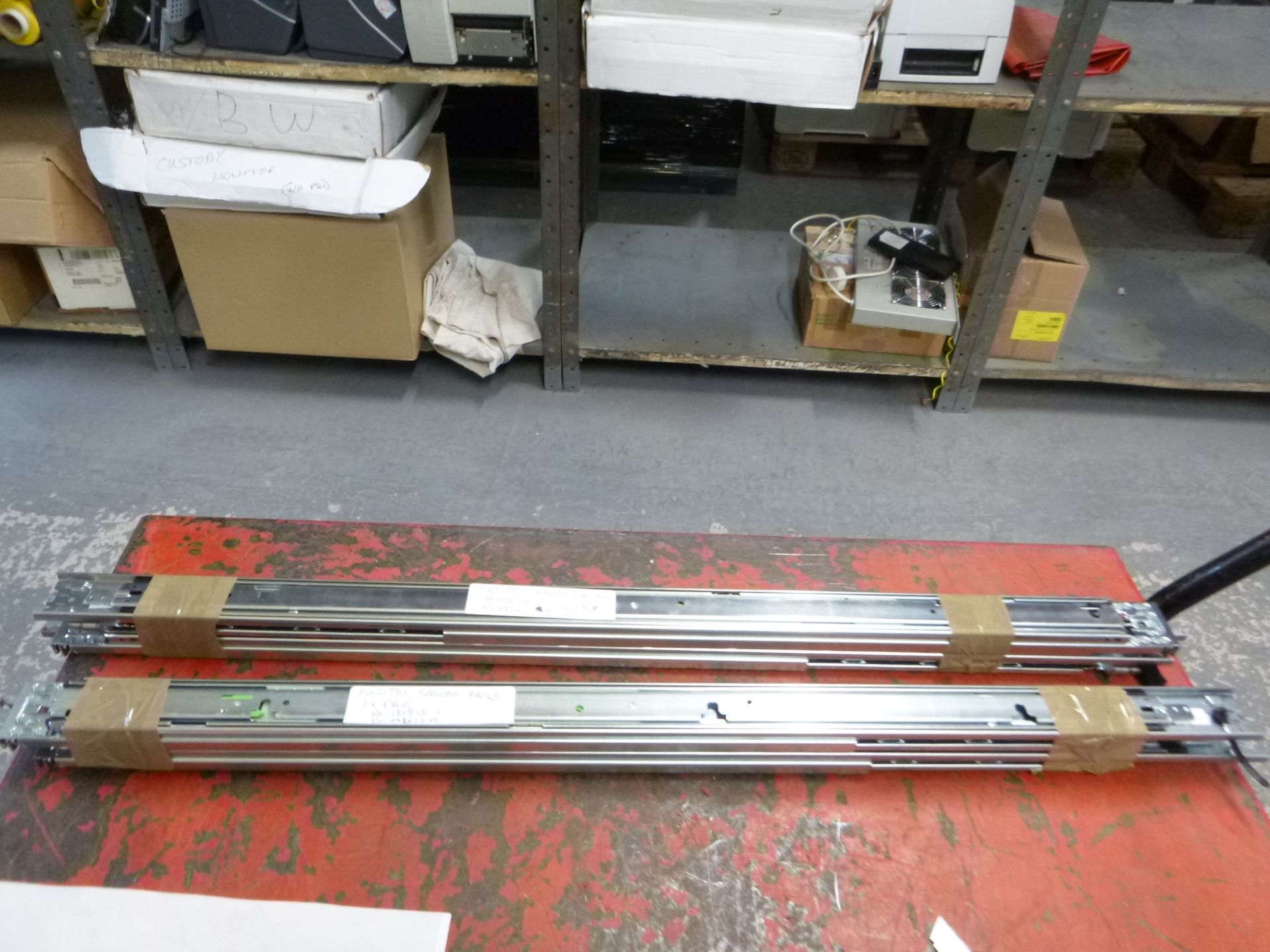 2 X PAIRS OF FUJITSU SRVER RAILS