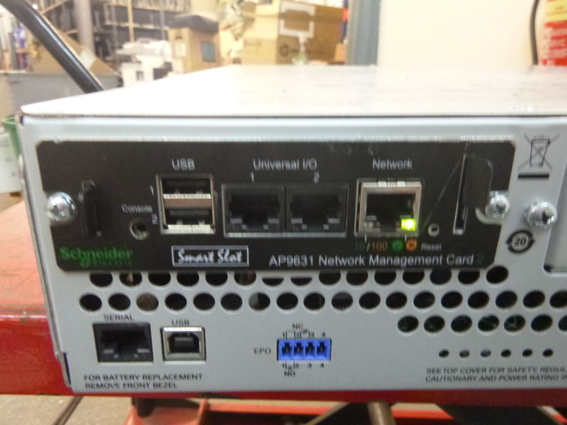 APC RACMOUNT 2U UPS. MODEL SMT3000RMI2U. WITH SMART SLOT AP9631 NETWORK MANAGEMENT CARD - Image 3 of 4