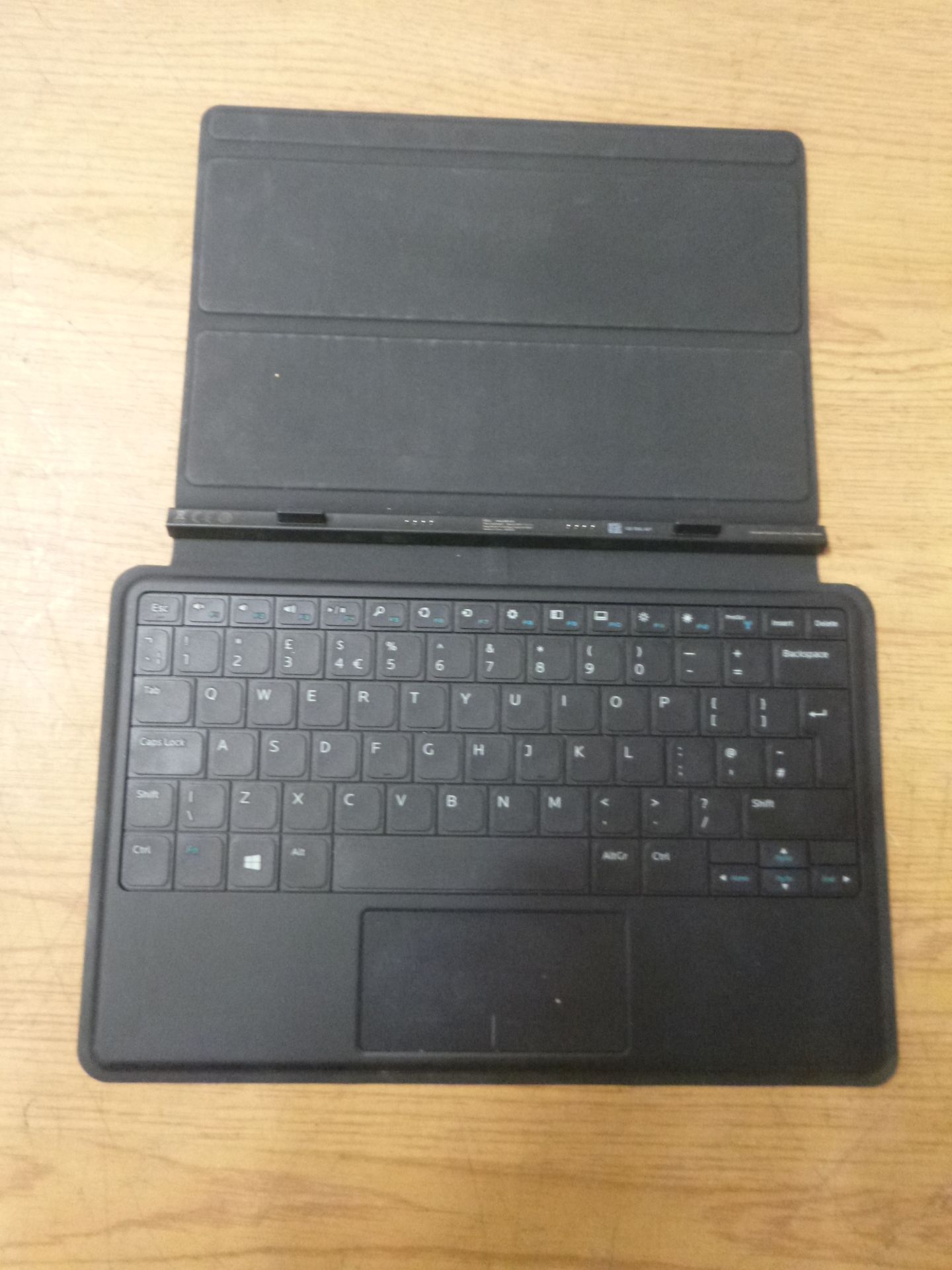 Genuine Dell K11A Slim Tablet Keyboard for Venue 11 Pro