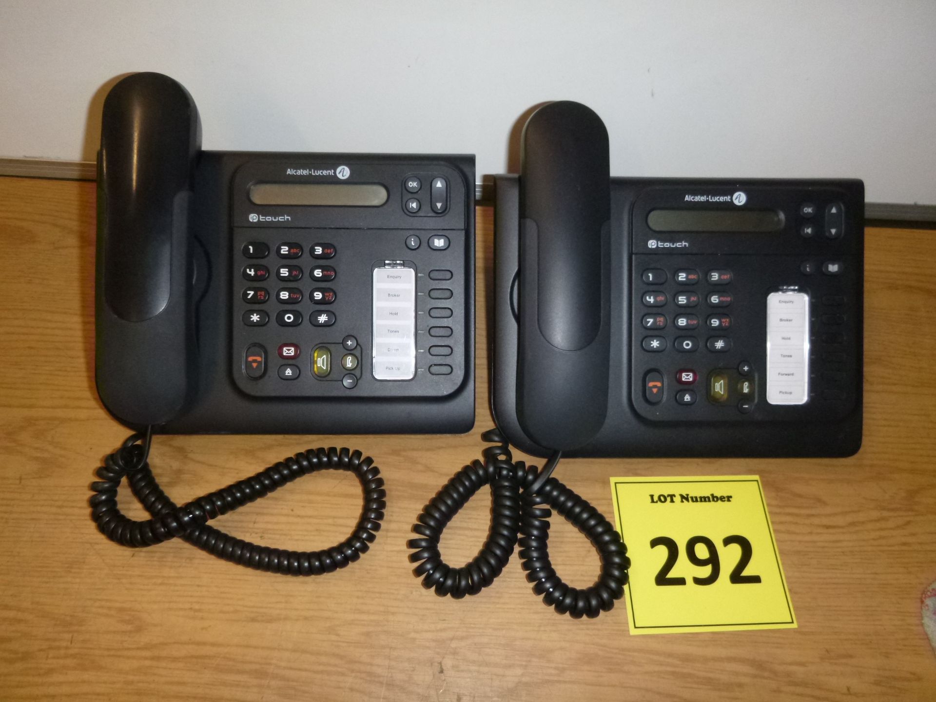 2 X ALCATEL LUCENT IP TOUCH 4018 IP EXTENDED EDITION TELEPHONES