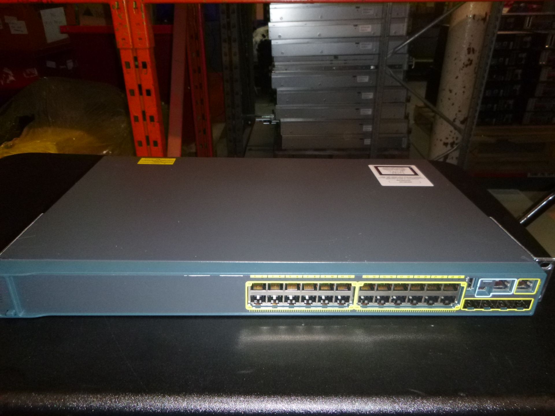 CISCO CATALYST 2960 S SERIES 24 PORT NETWORK SWITCH. MODEL WS-C2960S-24TS-L V05. COMPLETE WITH