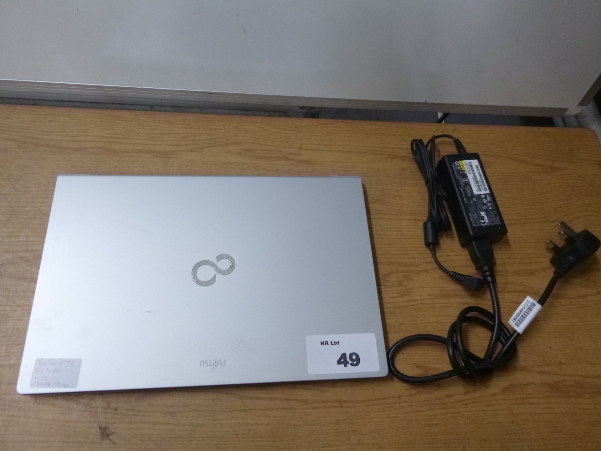 FUJITSU LIFEBOOK U772 CORE i5 LAPTOP. 1.8GHZ PROCESSOR, 4GB RAM. 32GB I-SSD cache & 240GB SOLID - Image 2 of 2