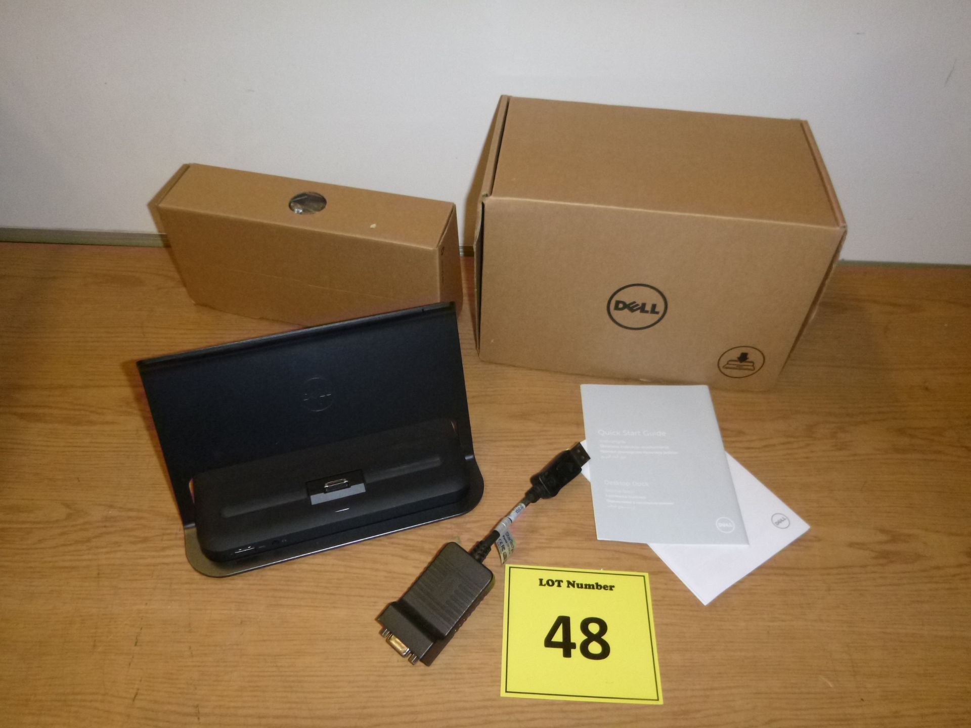 DELL DOCKING STATION K10A COMPLETE WITH PSU. BOXED
