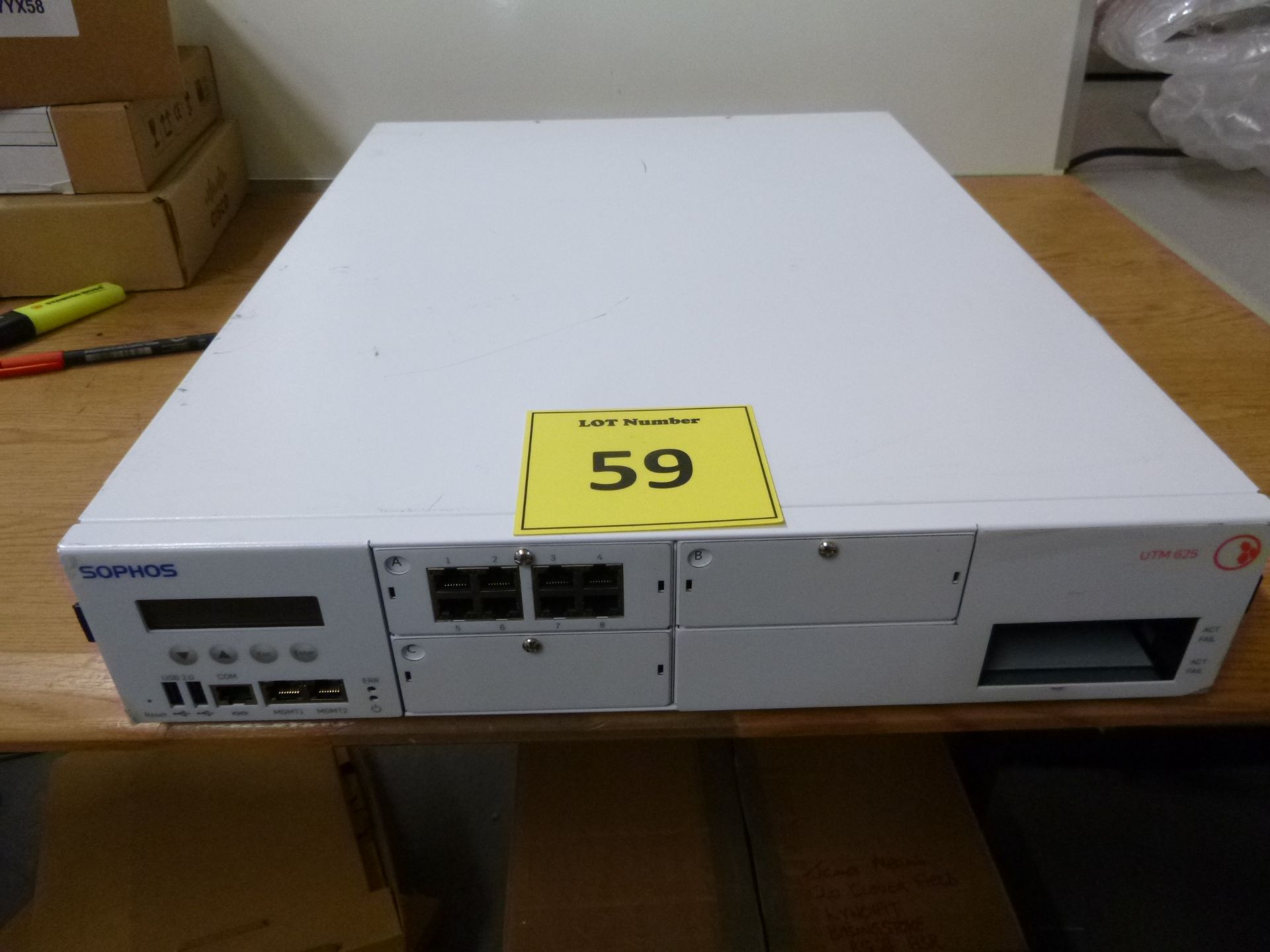 SOPHOS UTM 625 rev 2 Firewall, 2 X Xeon 2.1GHZ E5-2658 8 Core processors, 24GB DDR3 RAM. NO HDD'S.