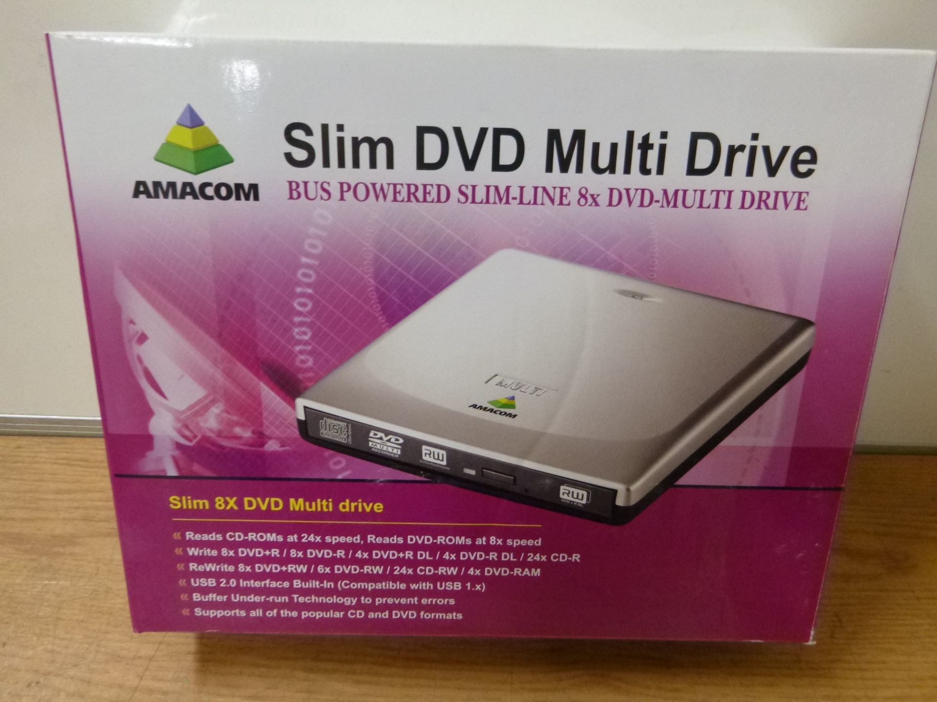 AMACOM SLIM DVD MULTI DRIVE DVDRW. NEW & BOXED. POWERED BY USB.