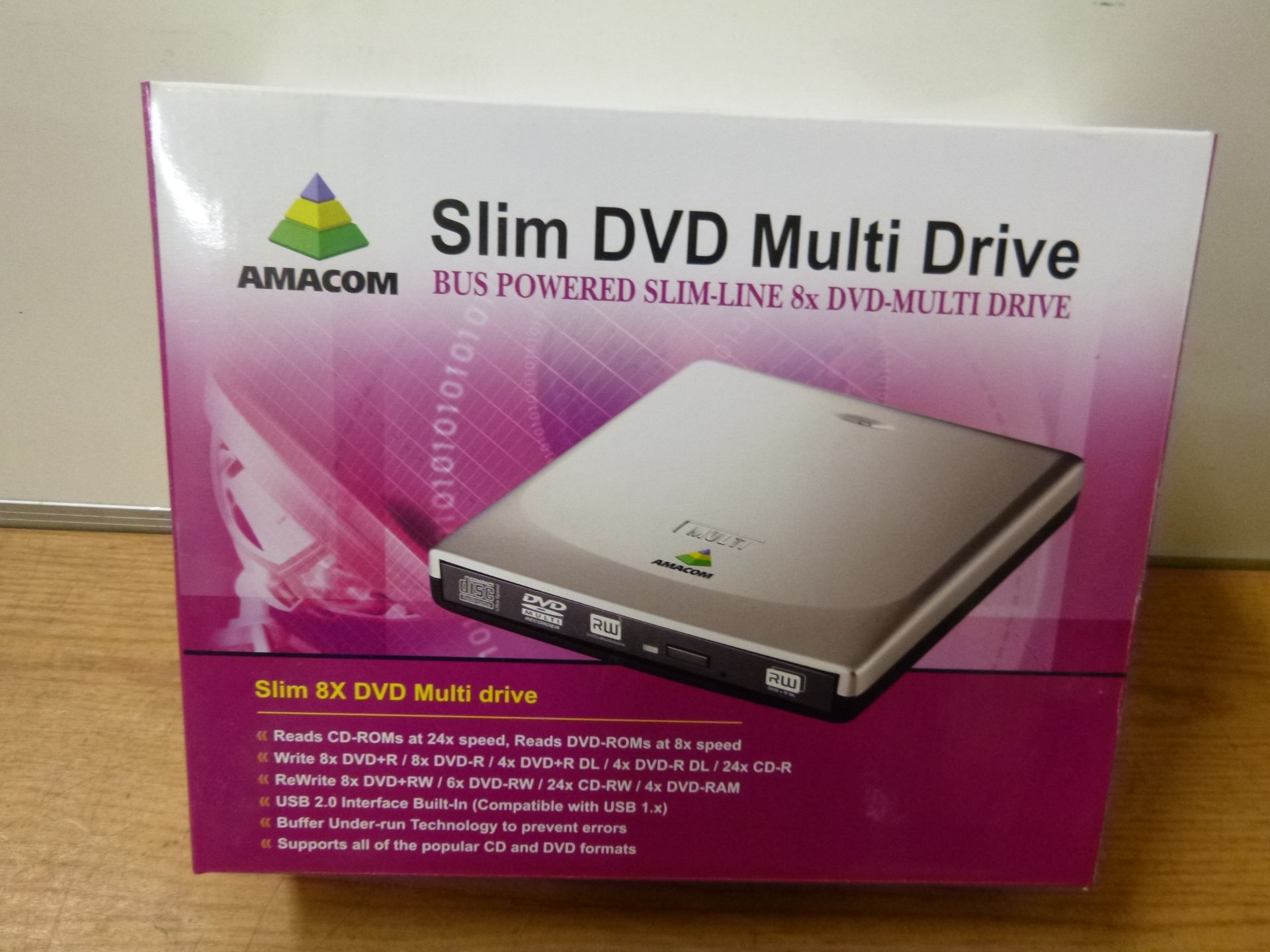 AMACOM SLIM DVD MULTI DRIVE DVDRW. NEW & BOXED. POWERED BY USB.