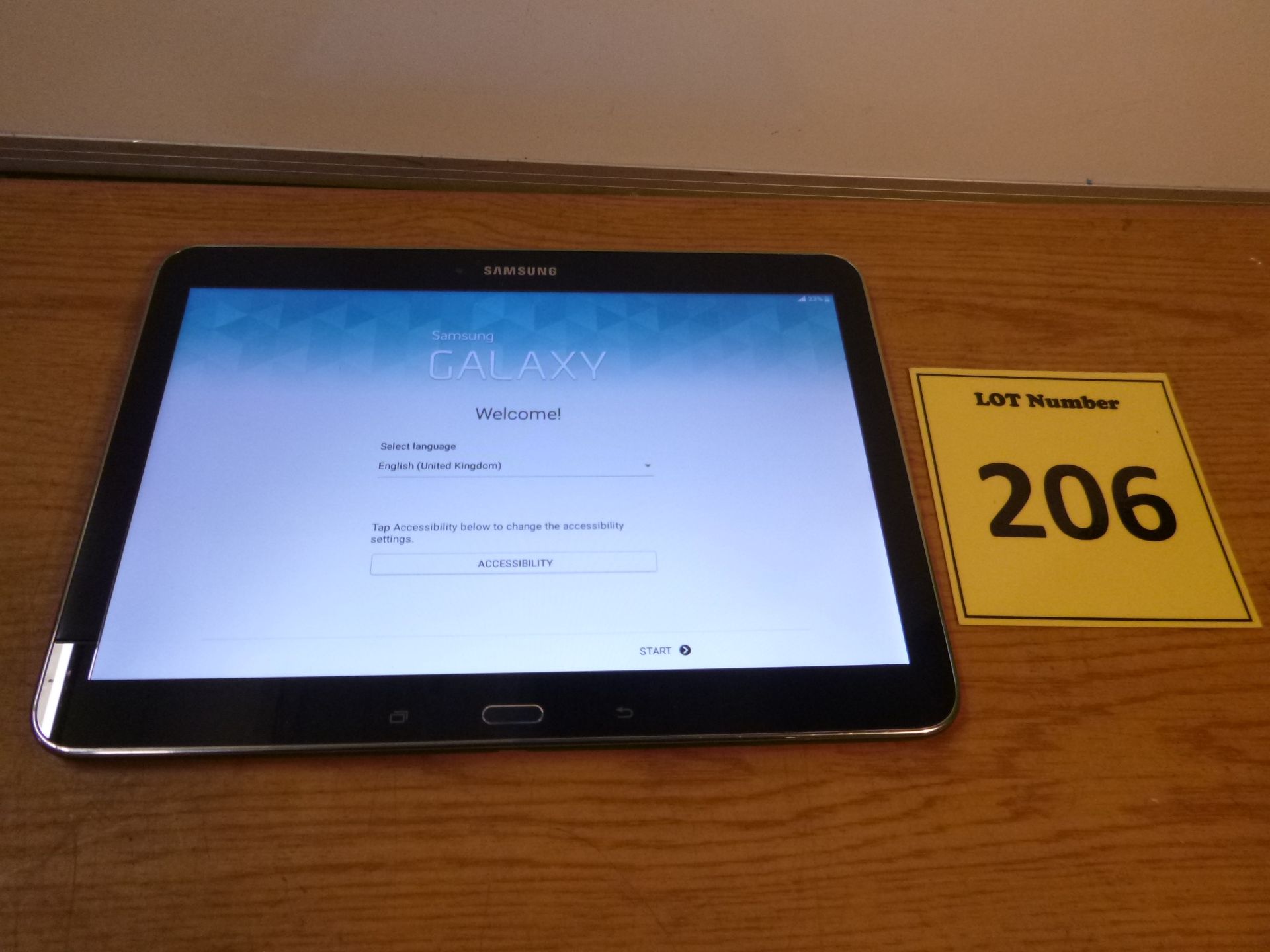 SAMSUNG GALAXY TAB 4 10.1" TABLET . 16GB MODEL SM-T535. BLACK