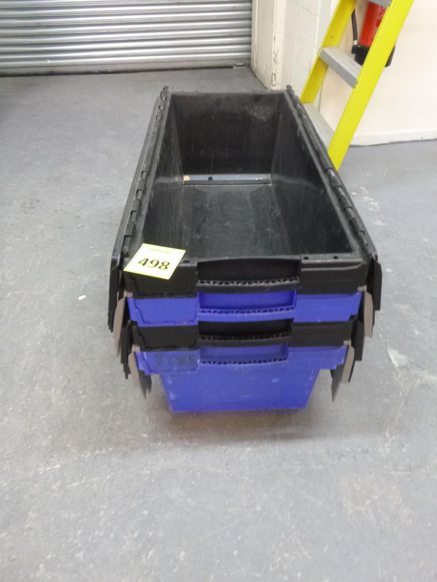 4 X VERY USEFULL STACKABLE LARGE & LONG PLASTIC STORAGE CRATES WITH INTERLOCKING LIDS. EACH ONE IS - Image 3 of 4