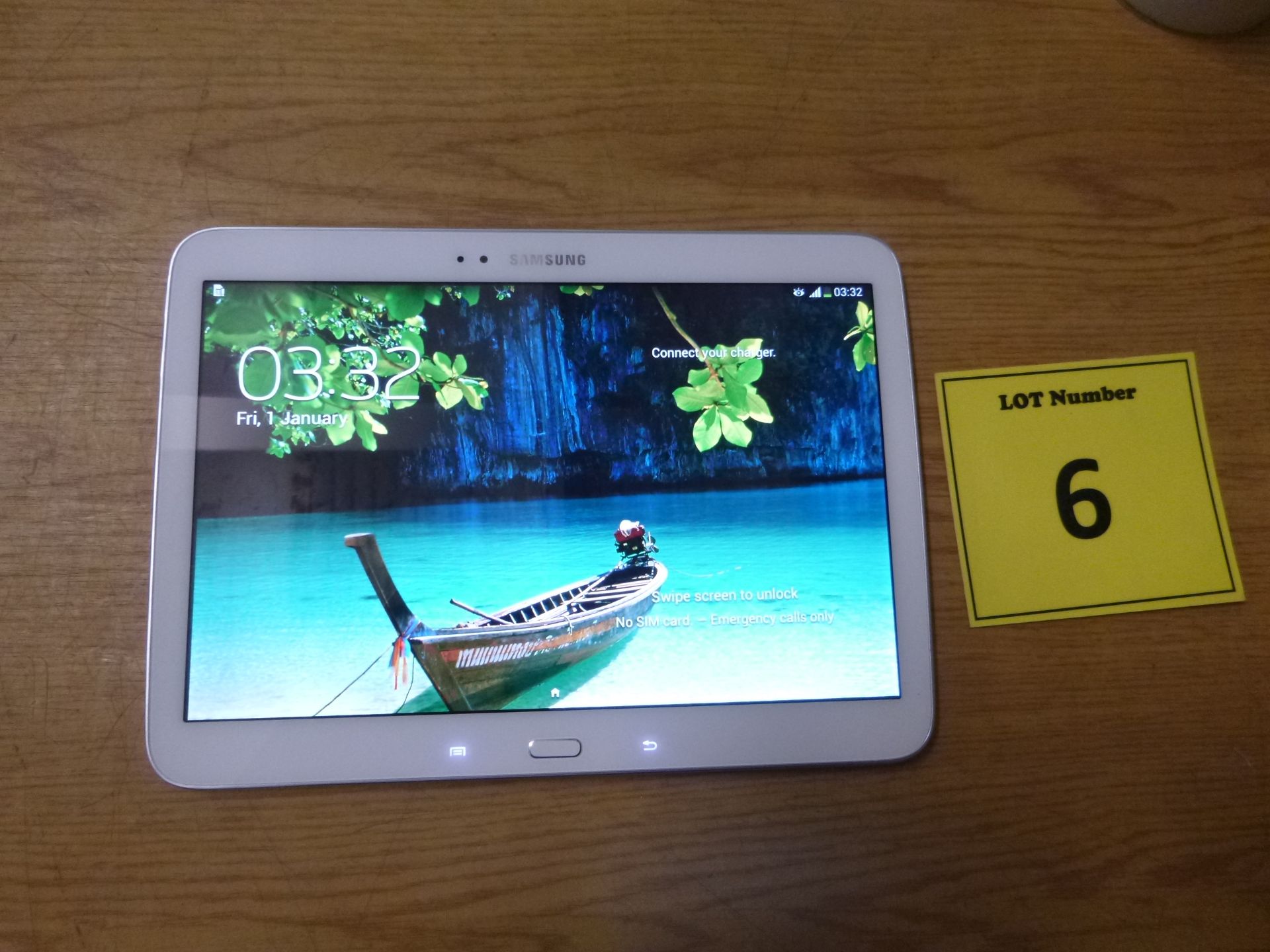 SAMSUNG GALAXY TAB 3 10.1" 16GB TABLET. MODEL GT-P5220. WHITE