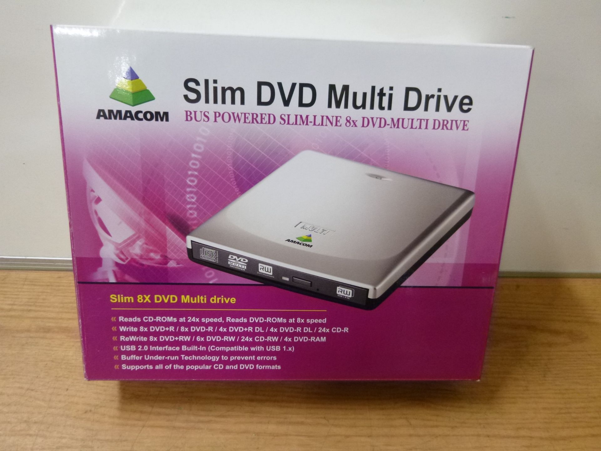 AMACOM SLIM DVD MULTI DRIVE DVDRW. NEW & BOXED. POWERED BY USB.