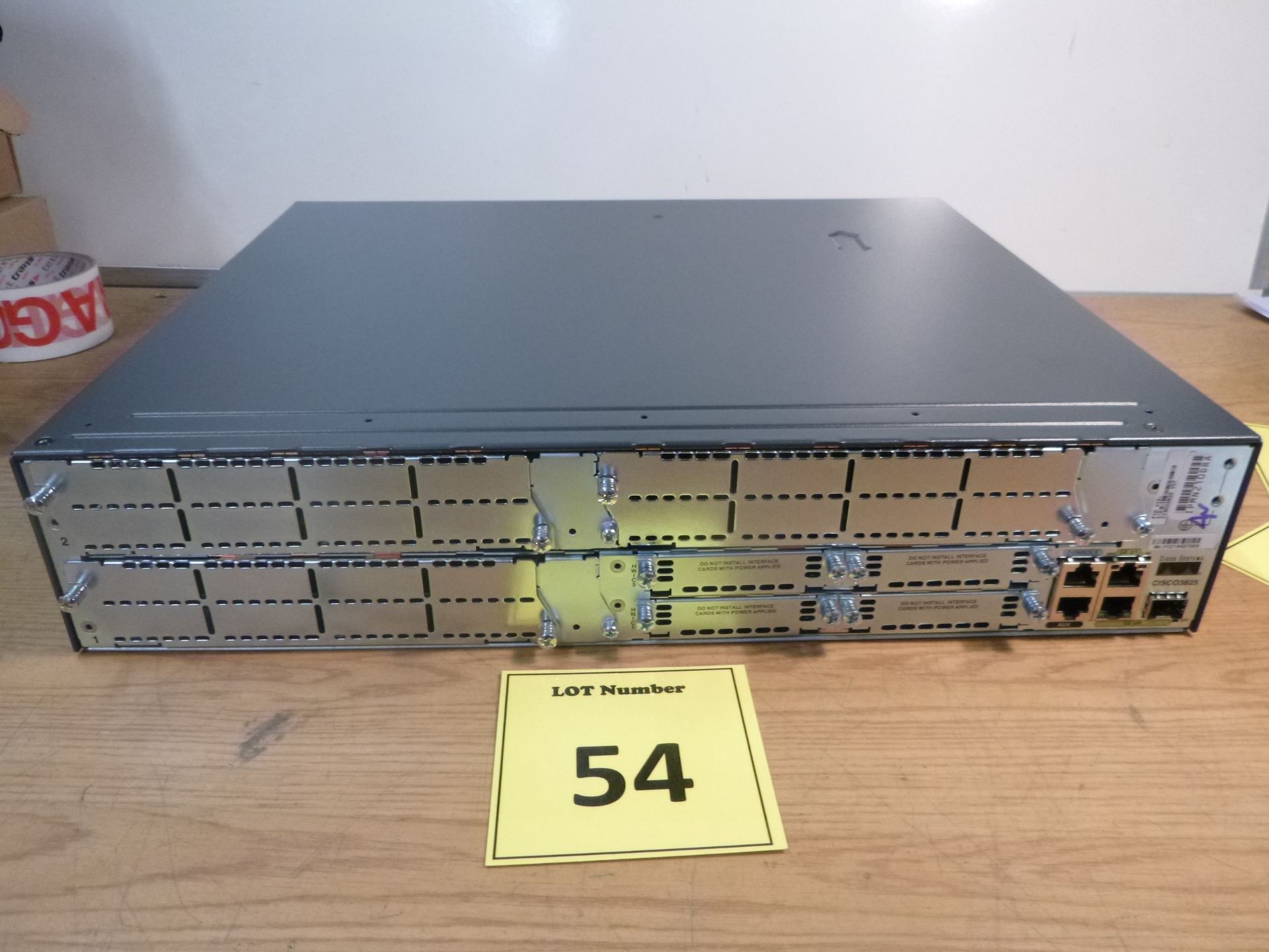 CISCO 3800 SERIES INTEGRATED SERVICES ROUTER MODEL 3825. IN UNMARKED AS NEW CONDITION. BOXED - Image 2 of 5