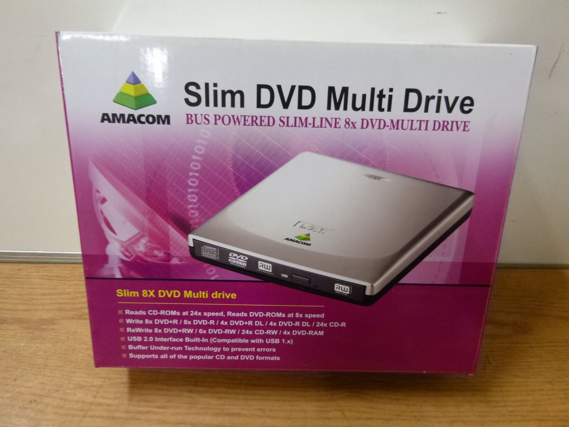 AMACOM SLIM DVD MULTI DRIVE DVDRW. NEW & BOXED. POWERED BY USB.