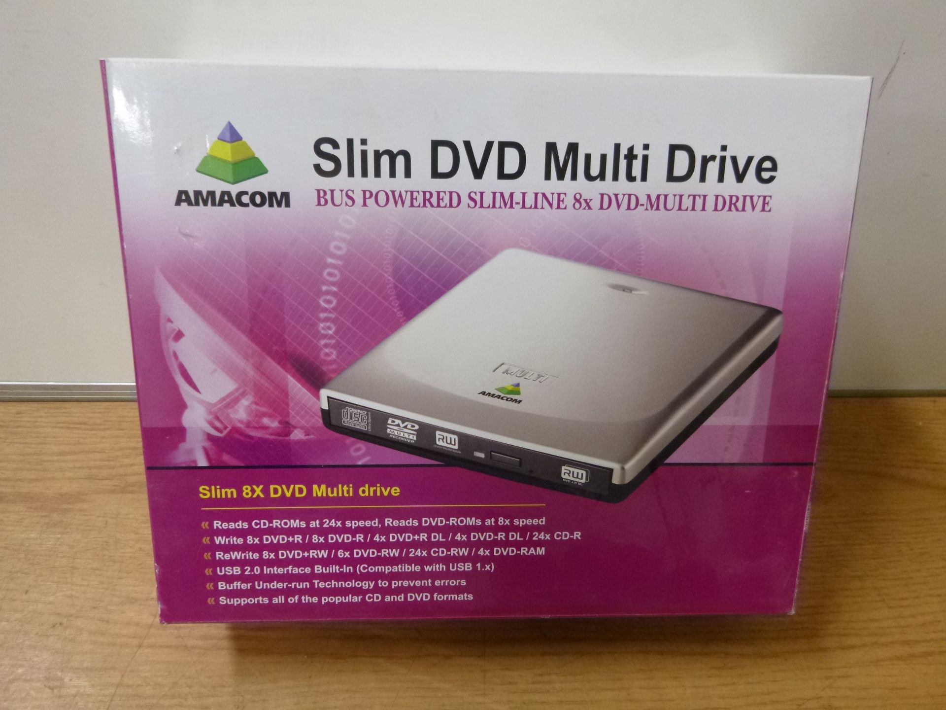 AMACOM SLIM DVD MULTI DRIVE DVDRW. NEW & BOXED. POWERED BY USB.