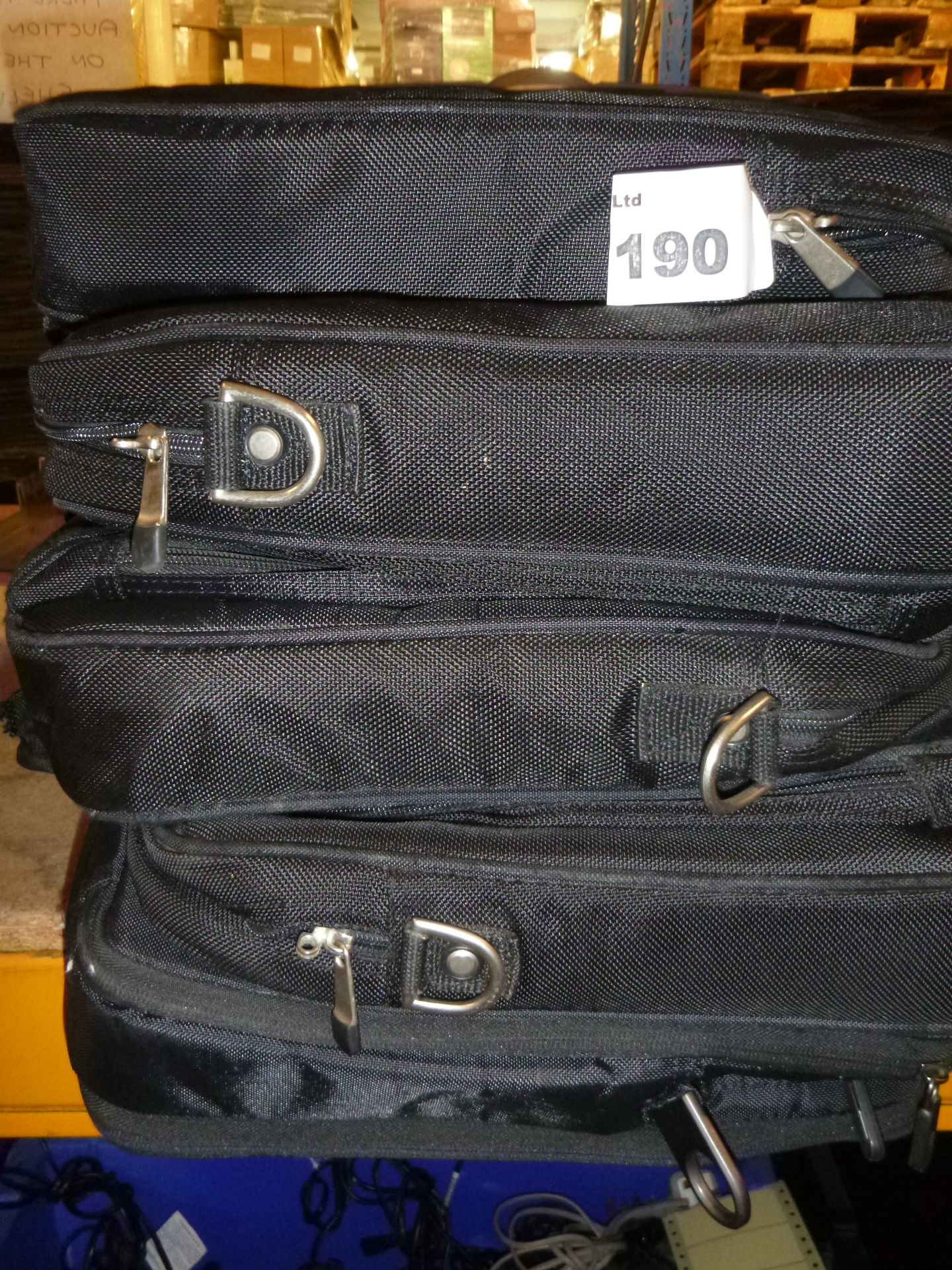 DELL. 5 X DELL GOOD QUALITY LAPTOP BAGS