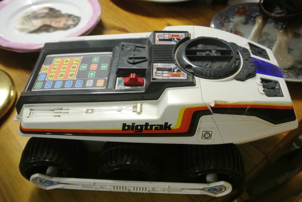 COLLECTABLES - A retro Zeon Limited 'Bigtrak' 1980 - Image 2 of 3