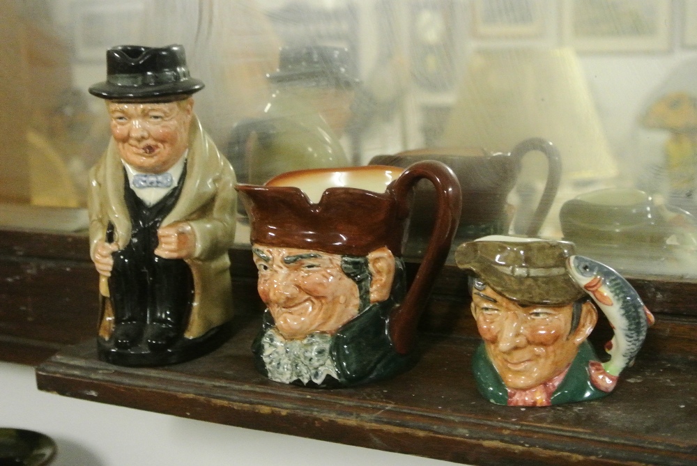 CERAMICS - A collection of 3 Royal Doulton pieces