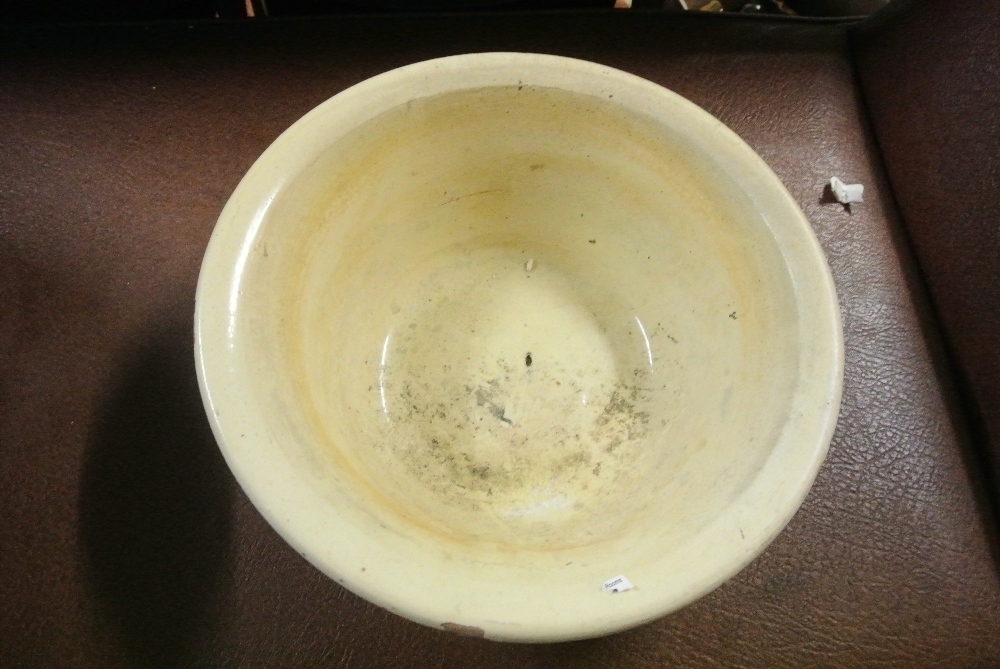 CERAMICS - A stunning antique terracotta bowl, pos - Image 2 of 3