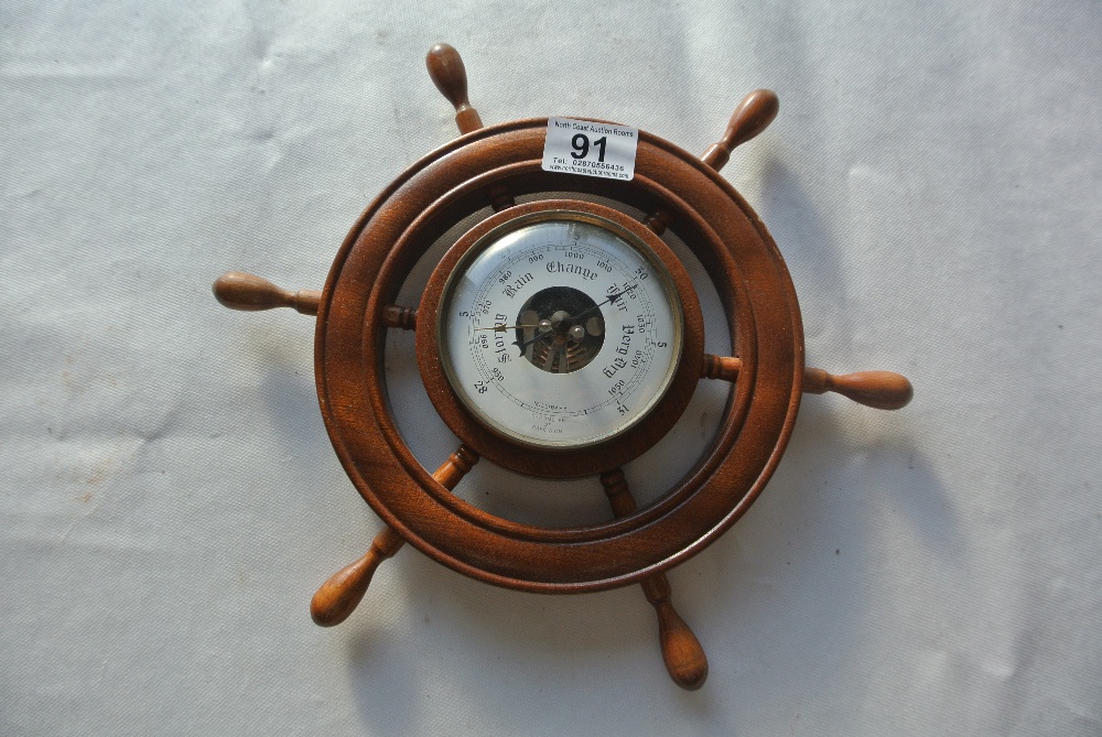 COLLECTABLES - A vintage/ retro barometer, shaped