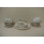 CERAMICS - A collection of 6 Royal Albert Lavender