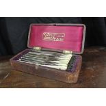 COLLECTABLES - A stunning cased set of 7 antique i