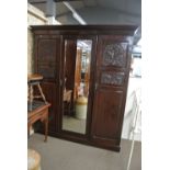 FURNITURE/ HOME - A stunning antique triple wardro