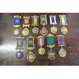 COLLECTABLES - A collection of 11 various ROAB (Ro