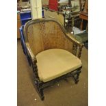 FURNITURE/ HOME - A stunning antique armchair with