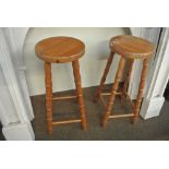 FURNITURE/ HOME - A pair of wooden bar stools.