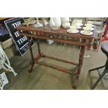 FURNITURE/ HOME - A vintage/ antique wooden consol