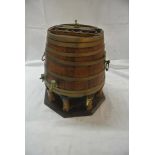 COLLECTABLES - An unusual antique wooden barrel dr