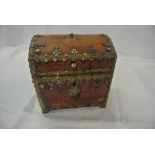COLLECTABLES - A small leather bound trinket box.