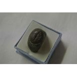 COLLECTABLES - A stunning Roman Bronze gents ring
