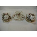 CERAMICS - An Elizabethan tea set to include 6 cup