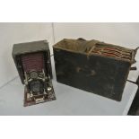 COLLECTABLES - A vintage Century Camera Co folding