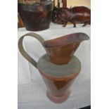 COLLECTABLES - A large antique/ vintage copper jug