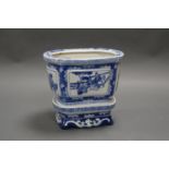 A CHINESE BLUE AND WHITE HAND PAINTED PLANTER