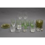 TWENTY ONE PIECES OF MISMATCHED GLASSWARE