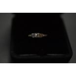 18ct GOLD ART-DECO DIAMOND RING. Size J. Total weight 1.5g.