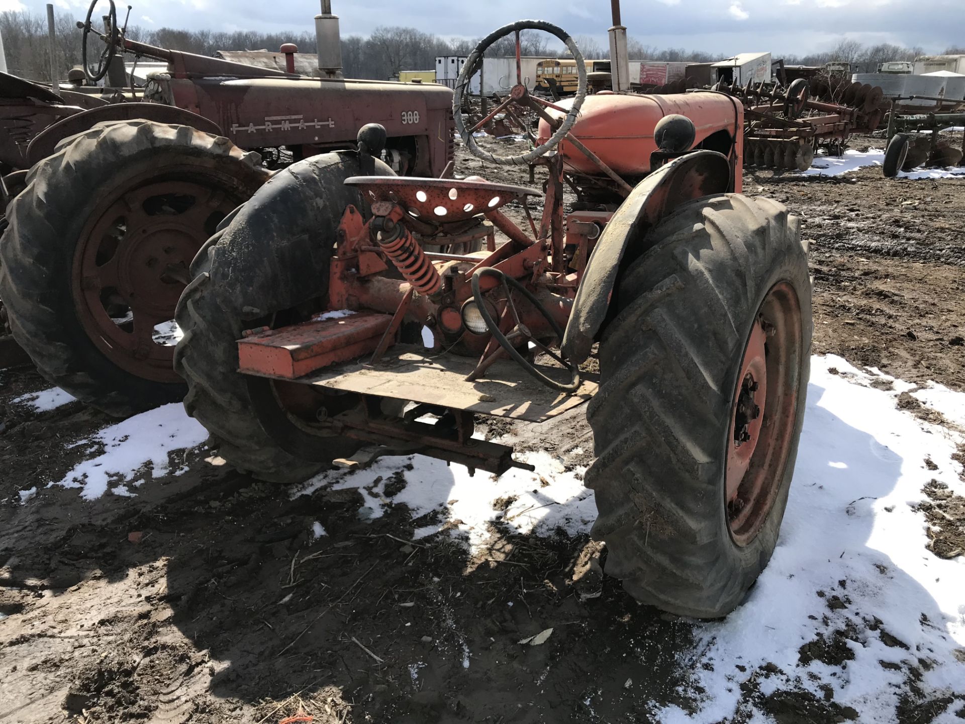 ALLIS CHALMERS WD TRACTOR, NON RUNNING - Image 3 of 5