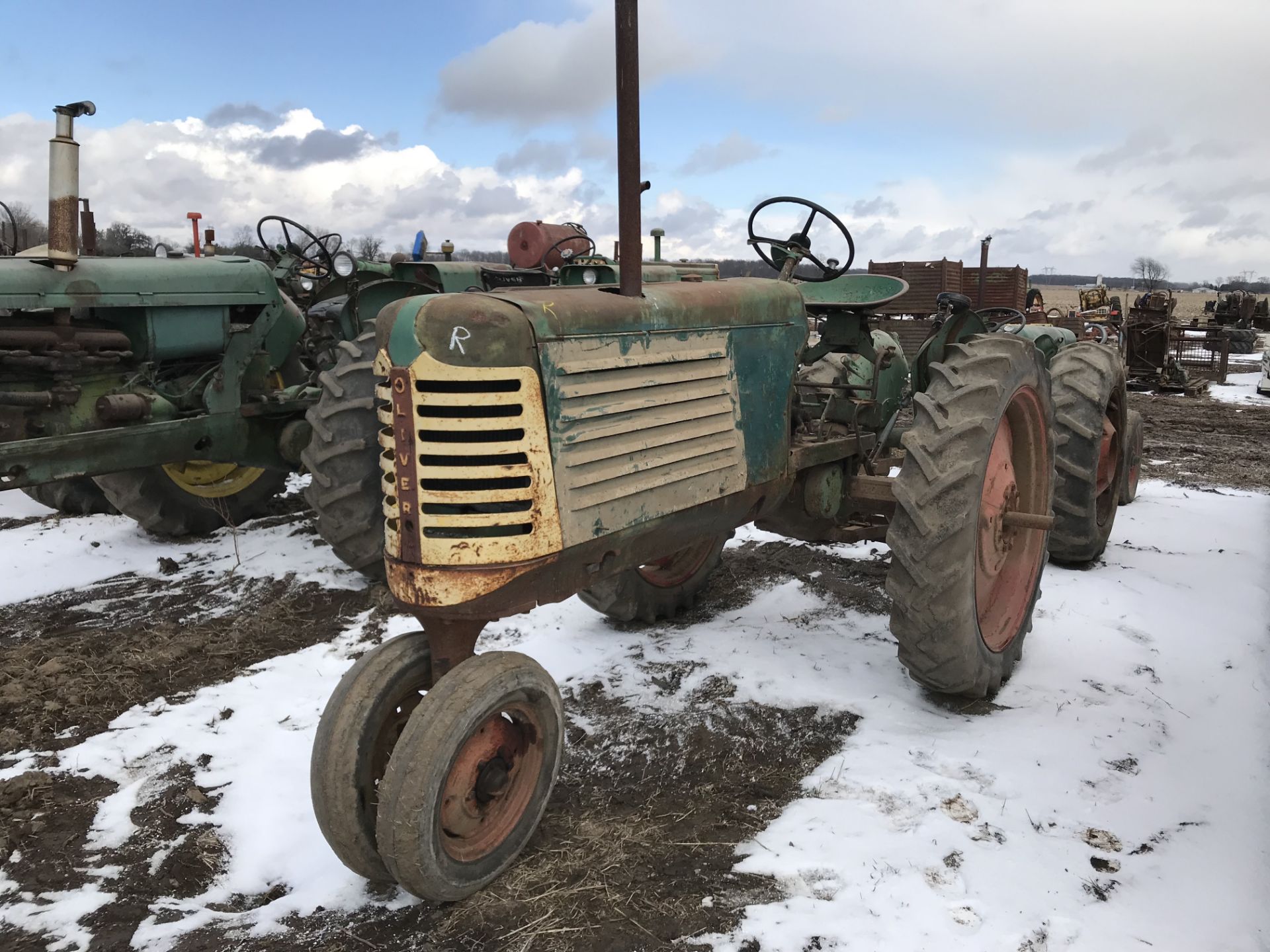OLIVER 66 TRACTOR, RUNNING