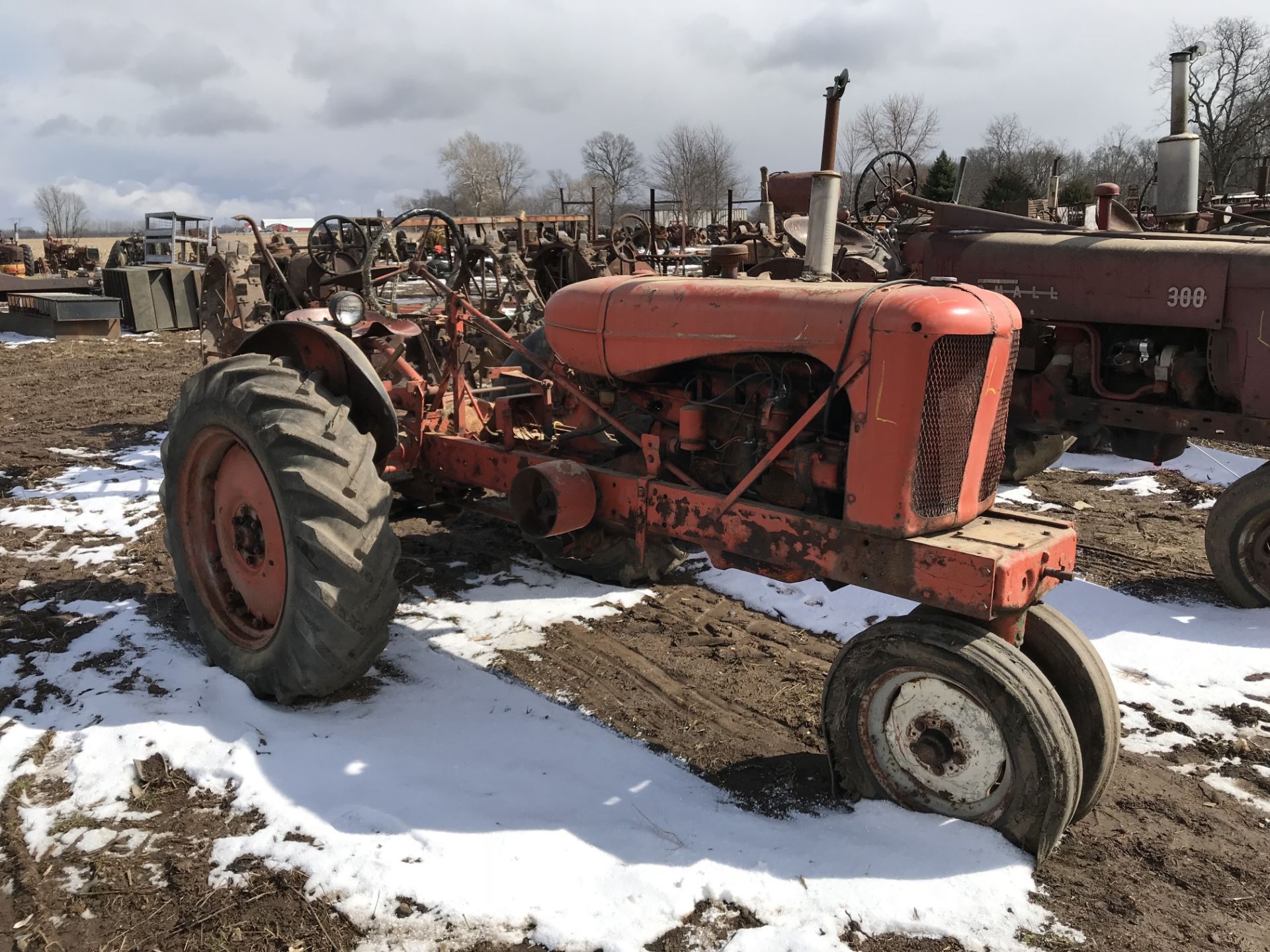 ALLIS CHALMERS WD TRACTOR, NON RUNNING - Image 2 of 5