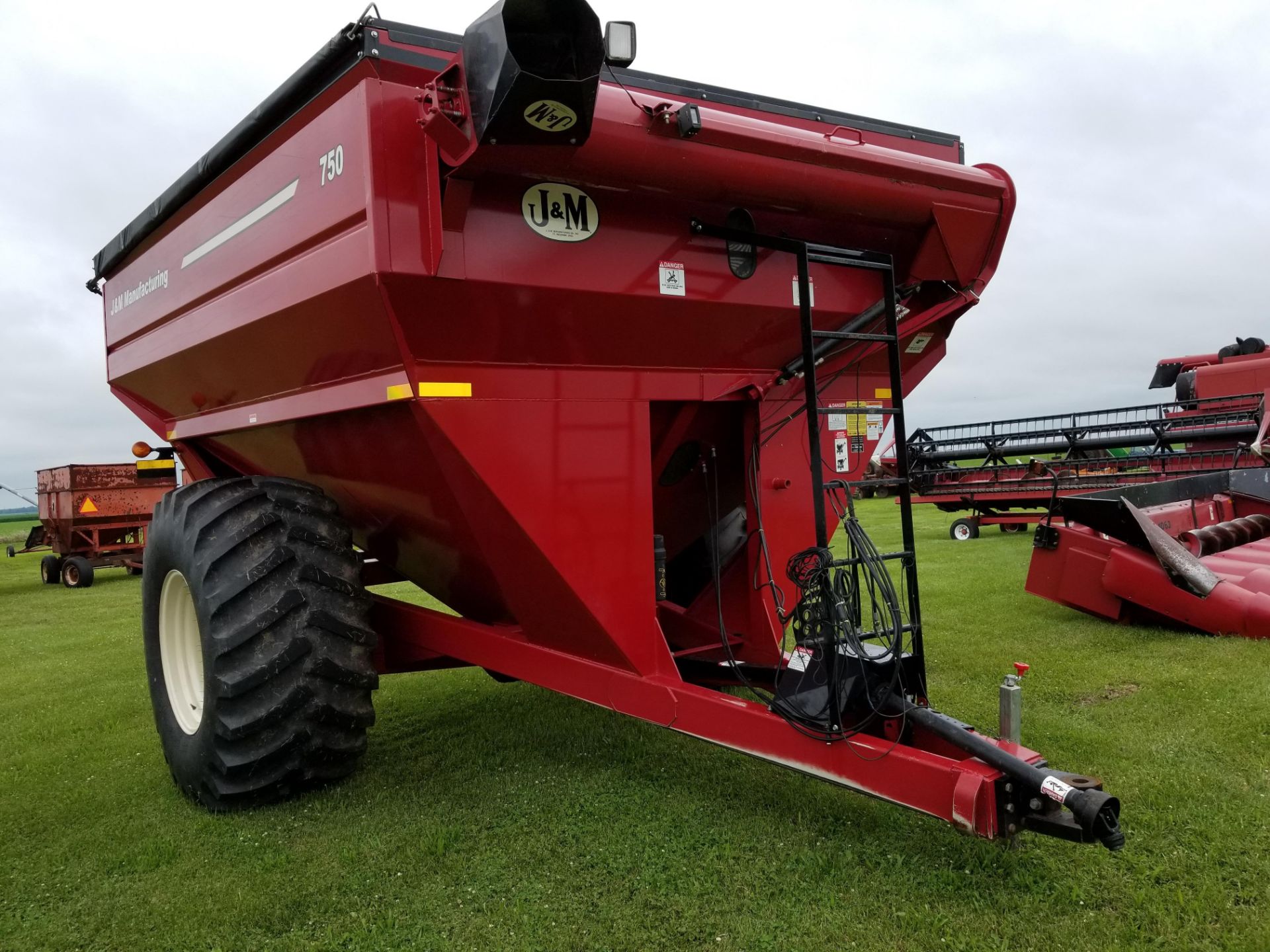 J&M 750 GRAIN CART, CORNER AUGER, ROLL TARP AND CAMERA - Bild 6 aus 7