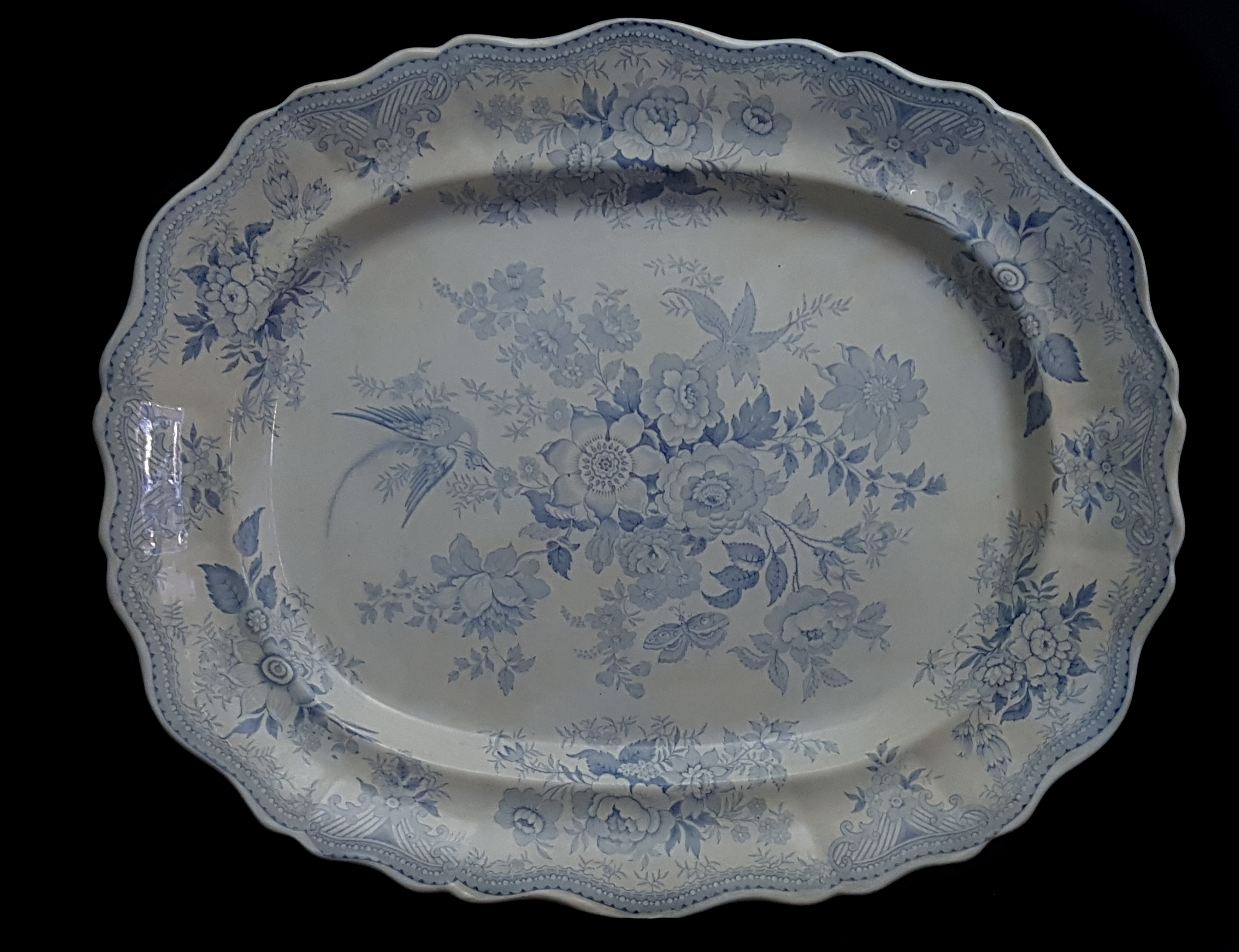 A Wedgewood & Co Asiatic Pheasants pattern blue printed pottery meat plate, 44.5cm diam max